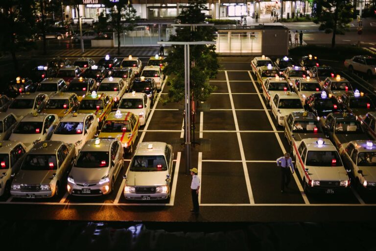 Starke Partnerschaften: Wie Hausverwaltungen und Unternehmen von PARKcontrol24 profitieren