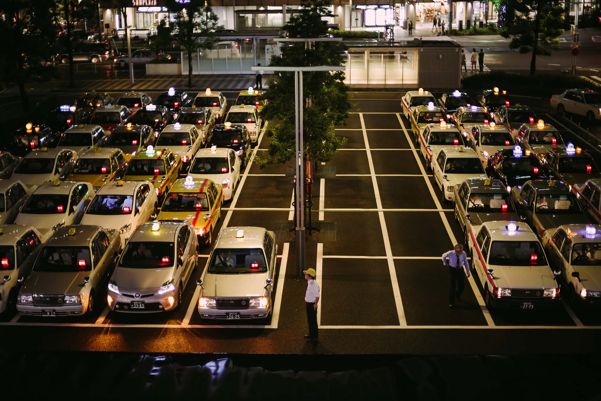 Starke Partnerschaften: Wie Hausverwaltungen und Unternehmen von PARKcontrol24 profitieren